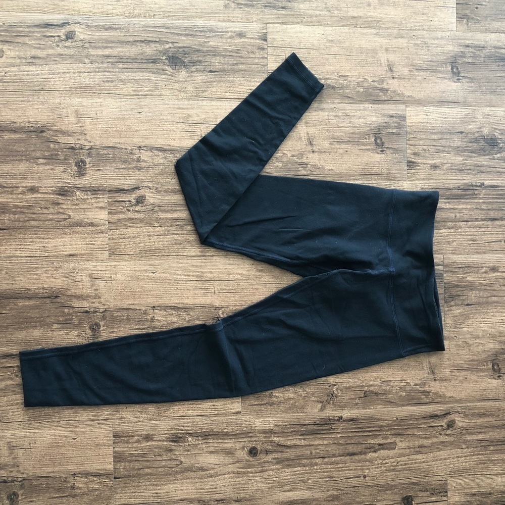Black lulu lemon leggings